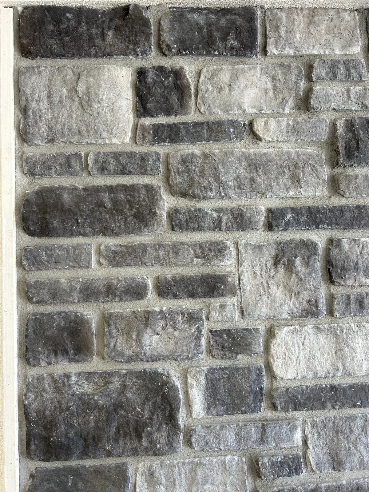 Charcoal and Black Stone Veneer installed, Stone Mountain Manufacturing