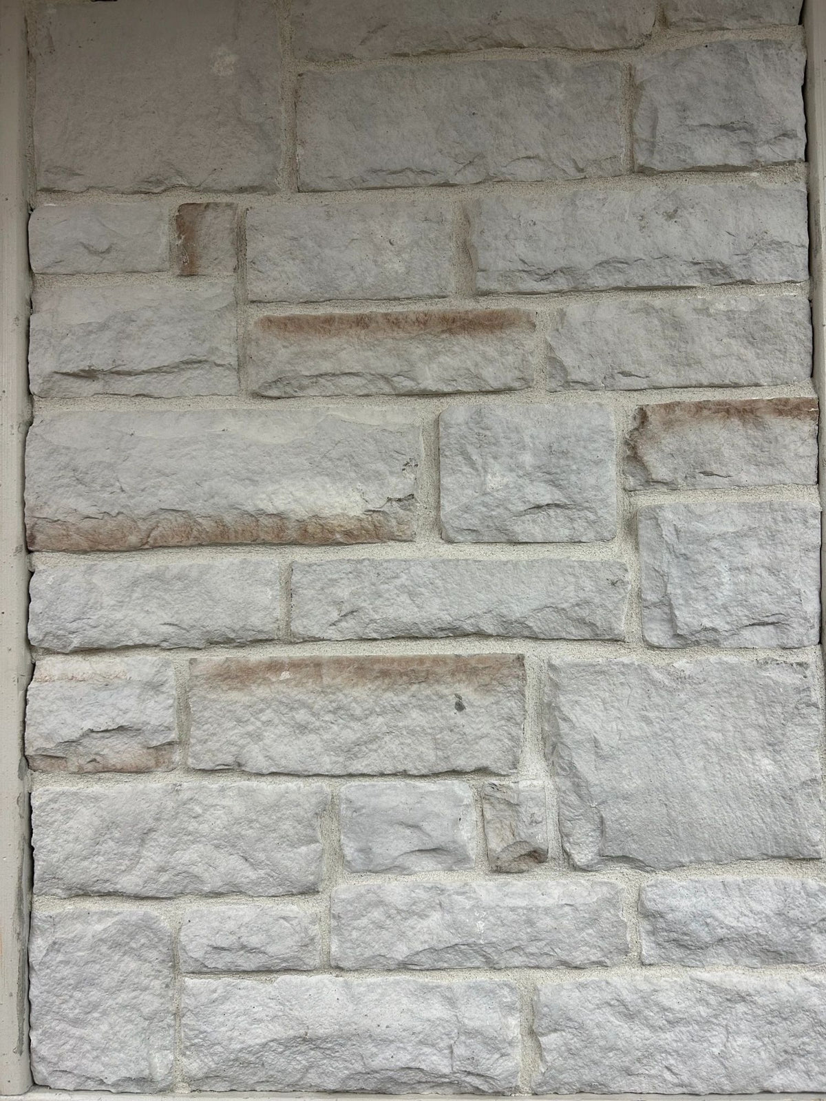 Classic manufactured stone veneer, Texas Blend, installed