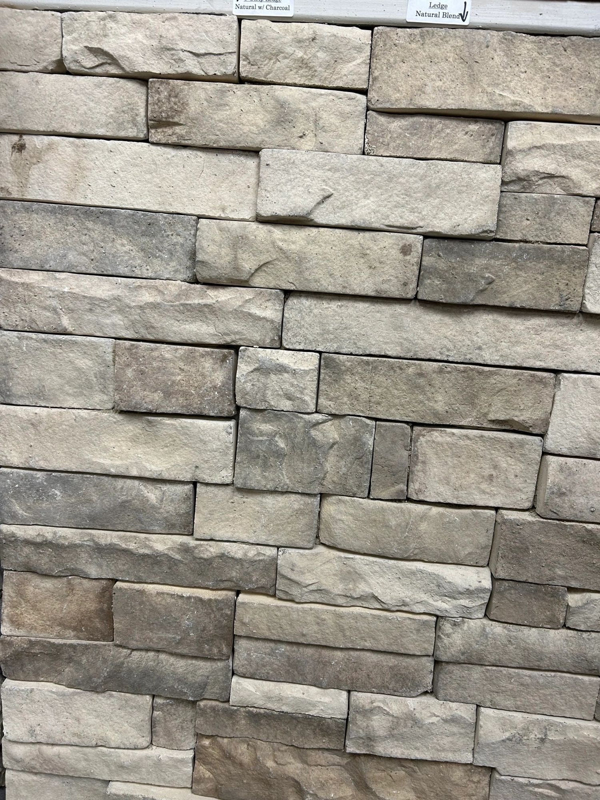 Ledge manufactured stone veneer, Natural Blend, installed